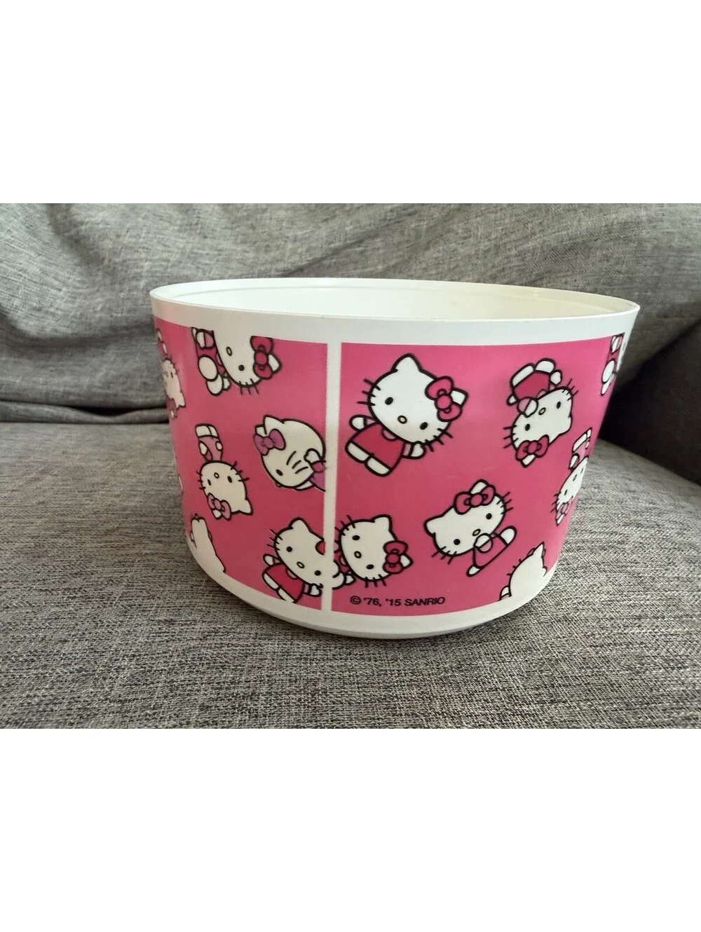 Tupperware Limited Edition Hello Kitty One Touch Collection Set Of 3 NO LIDS